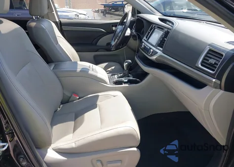 2018 Toyota Highlander Limited from USA, damaged, VIN 5TDDZRFH7JS832717